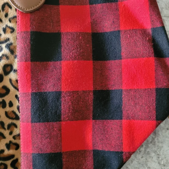 BUFFALO ANIMAL PRINT DUFFEL BAG✨️ - Picture 8 of 11